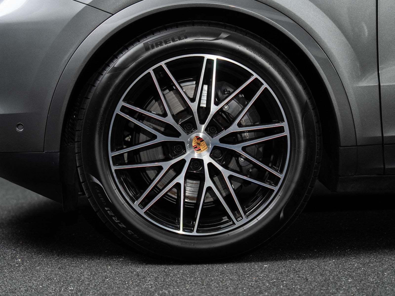 Gallery image 5 of 18