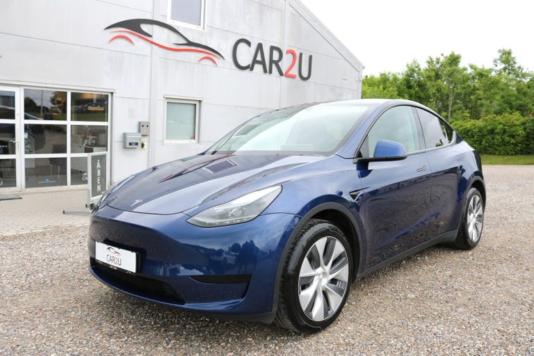 Tesla Model Y RWD