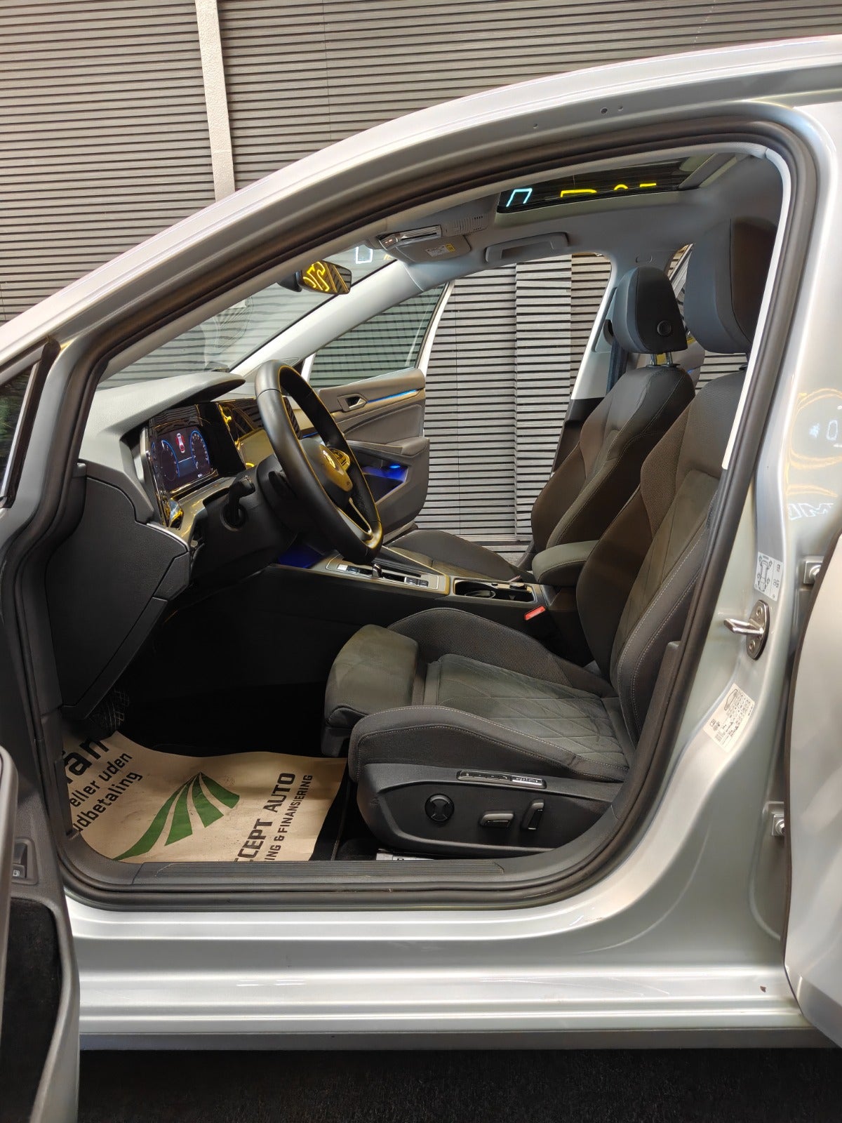 Billede af VW Golf VIII 1,4 eHybrid DSG