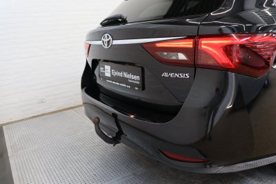 Toyota Avensis VVT-i T2 Selected Touring Sports MDS