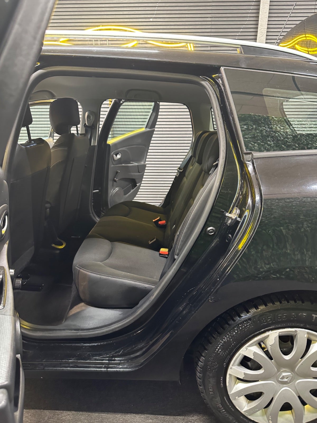 Billede af Renault Clio IV 0,9 TCe 90 Dynamique Sport Tourer