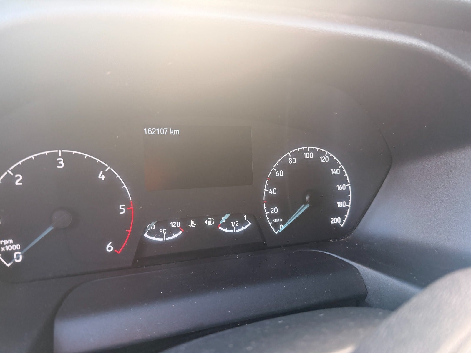 Ford Transit Custom 320 L2, Billede 3