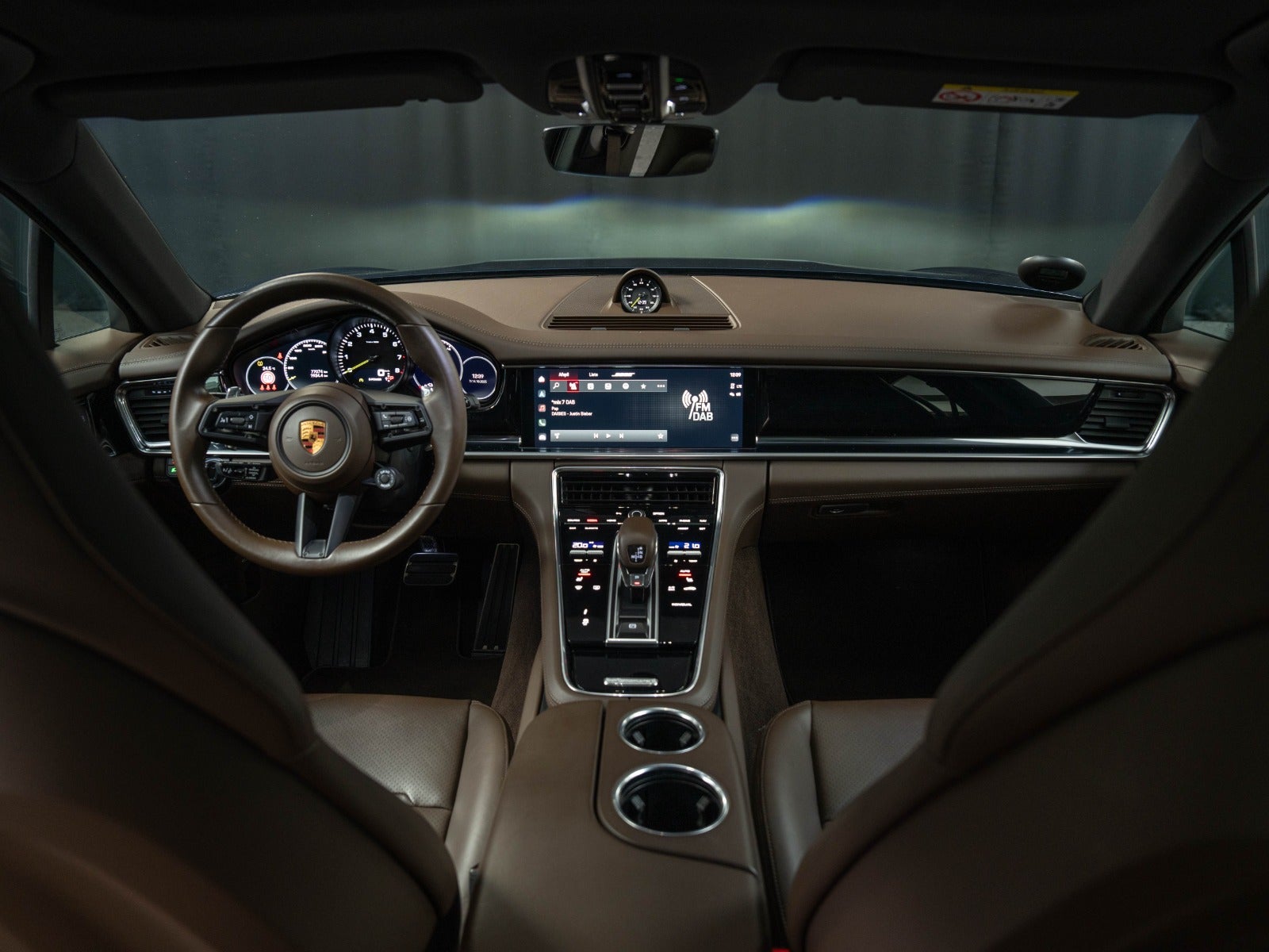 Gallery image 13 of 18