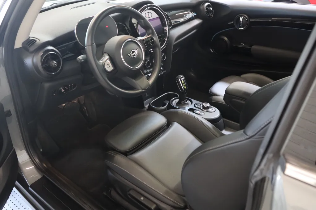 MINI Cooper SE Camden Edition