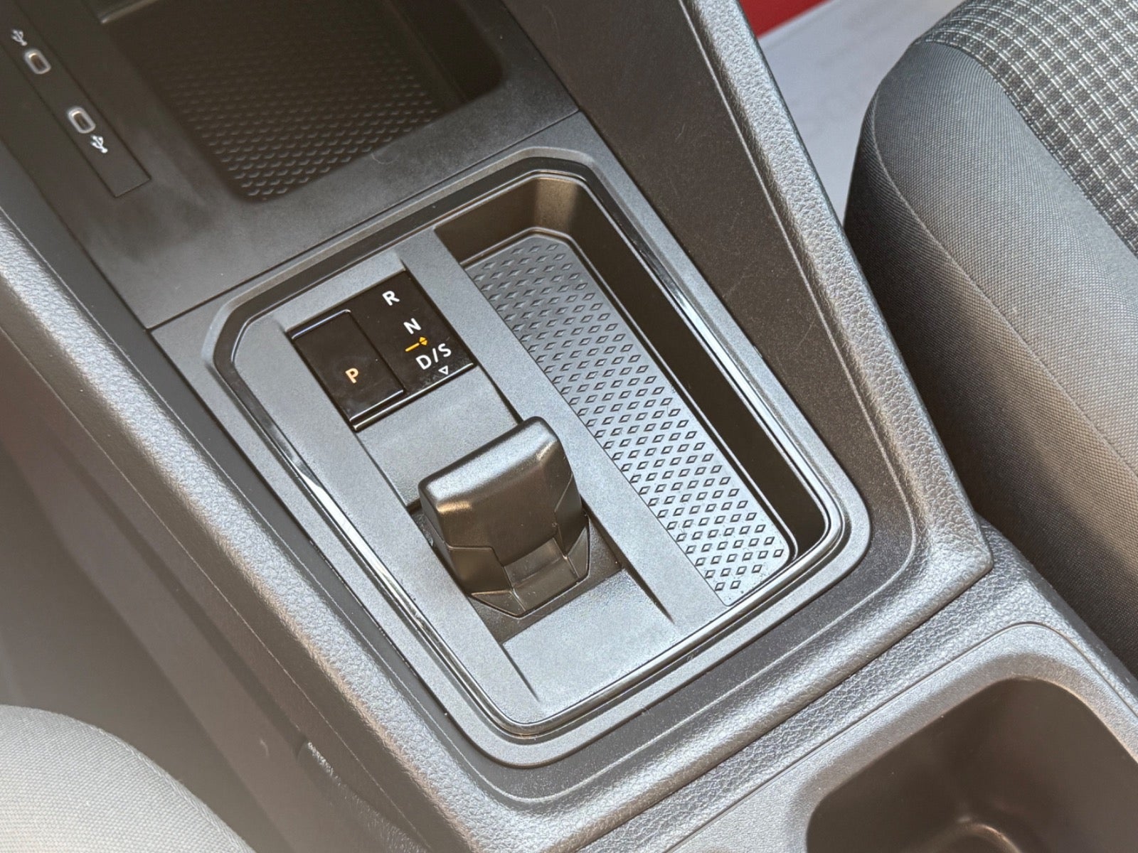 VW Caddy TSi 114 Family DSG