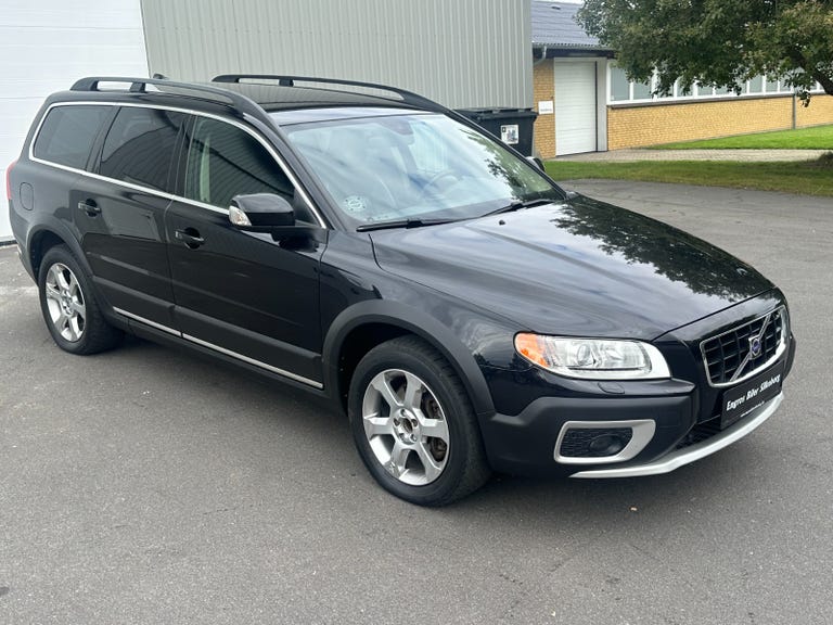 Volvo XC70 D5 205 Summum aut. AWD