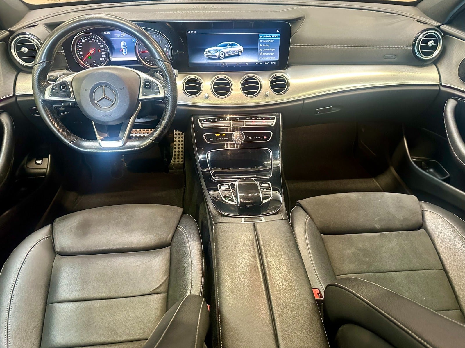 Billede af Mercedes E220 d 2,0 AMG Line aut.