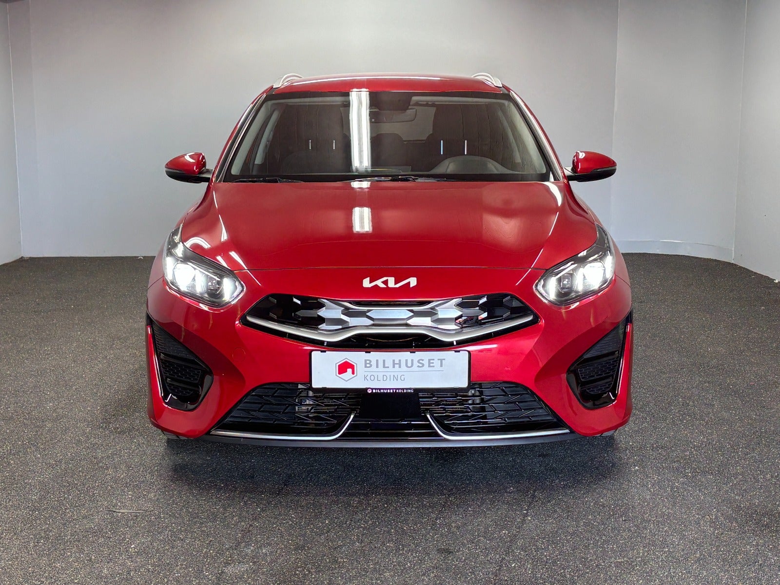 Billede af Kia Ceed 1,6 PHEV Prestige SW DCT