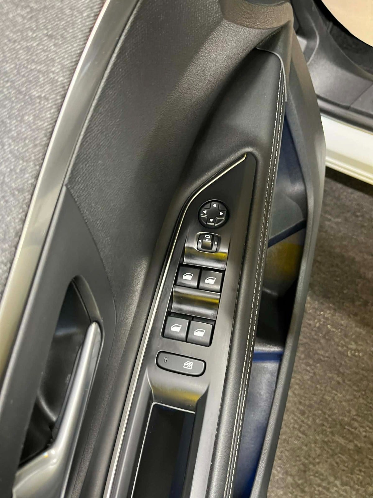 Billede af Peugeot 5008 1,2 PureTech 130 Allure 7prs