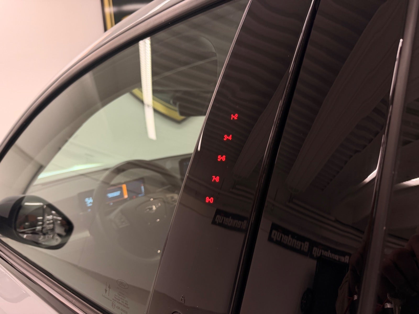 Billede af Ford Mustang Mach-E 68 Standard Range