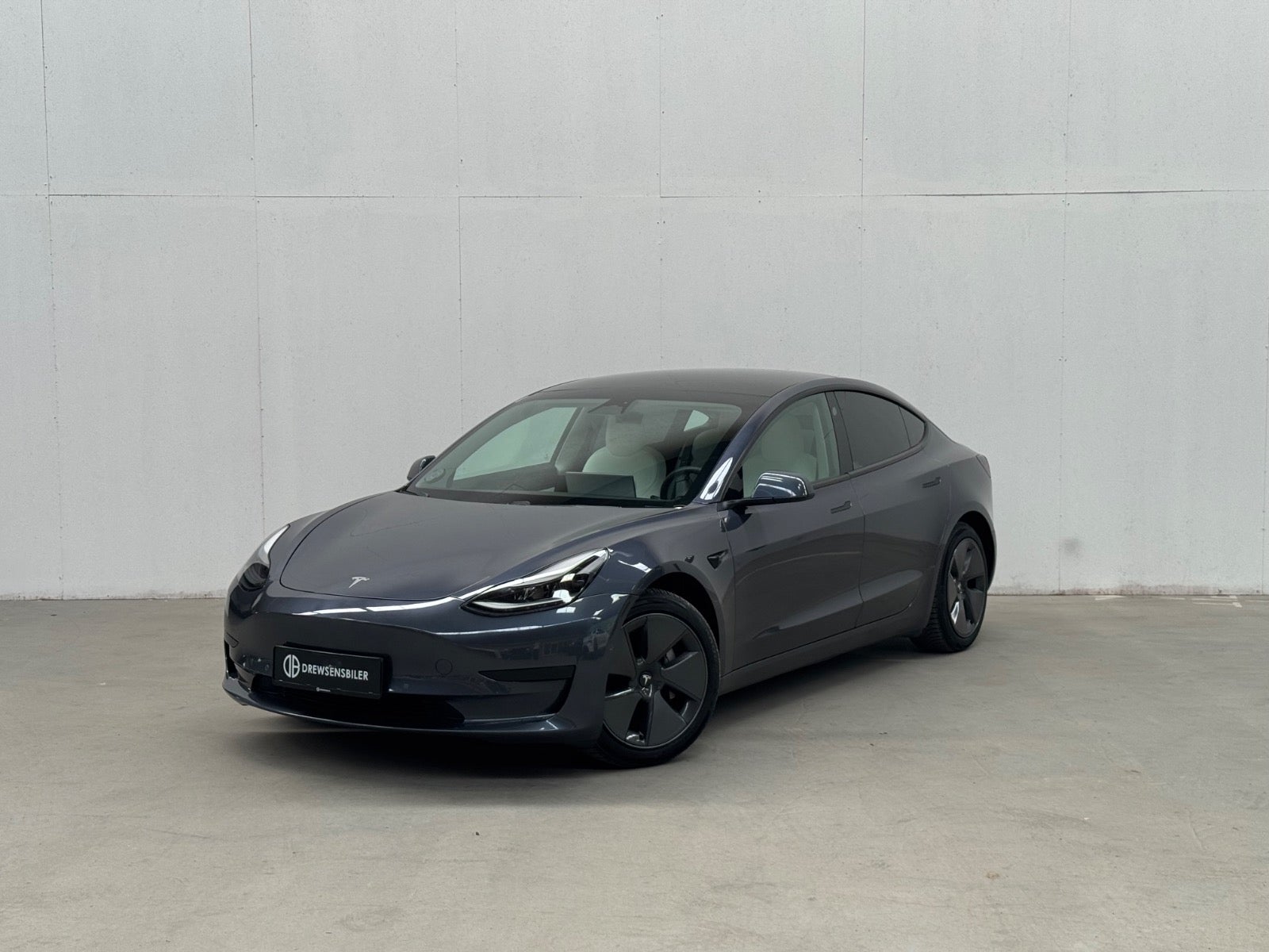 Tesla Model 3 Standard Range+ RWD A