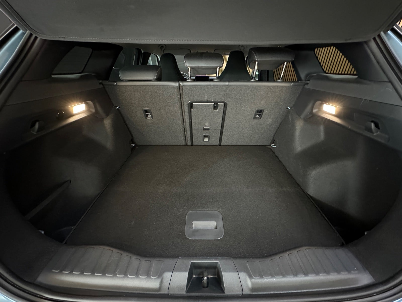 Billede af Ford Explorer 77 Select Extended Range
