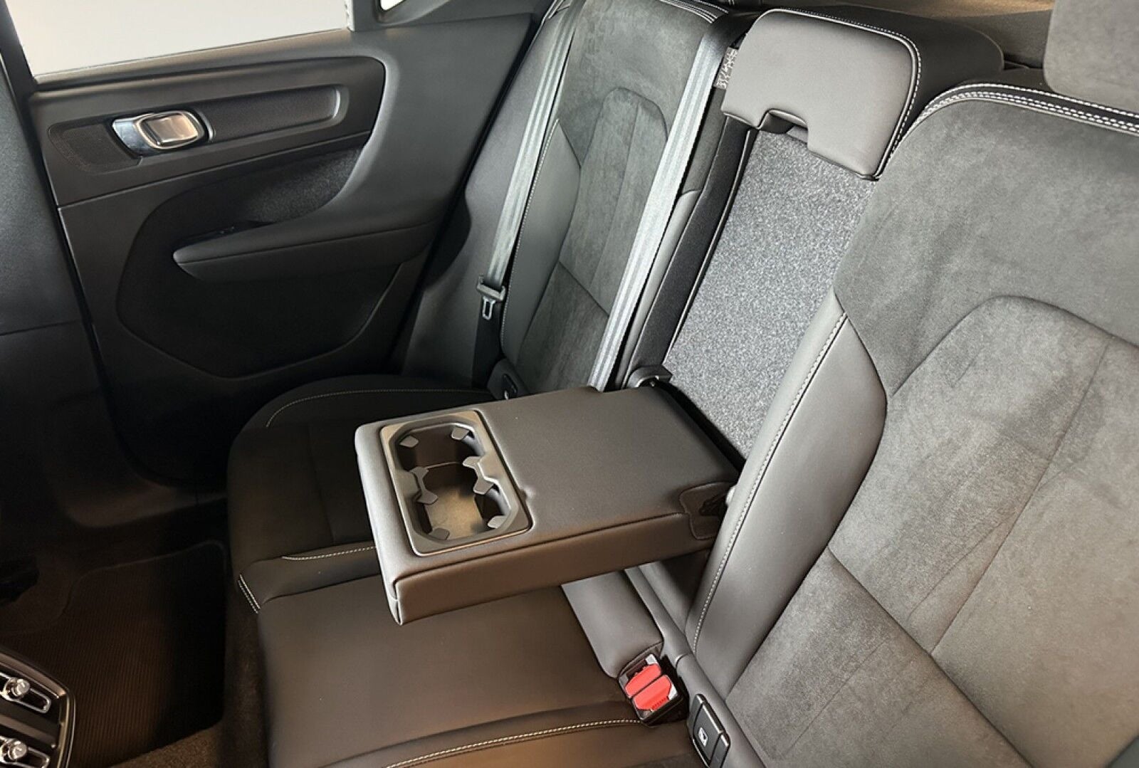 Volvo XC40 P6 ReCharge Plus