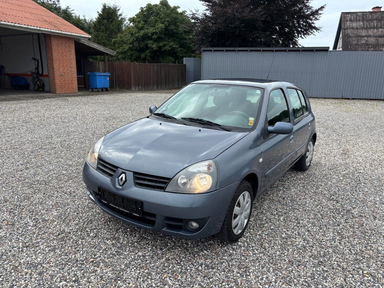 Renault Clio II 8V Storia