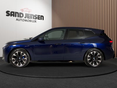 BMW iX xDrive45 M-Sport