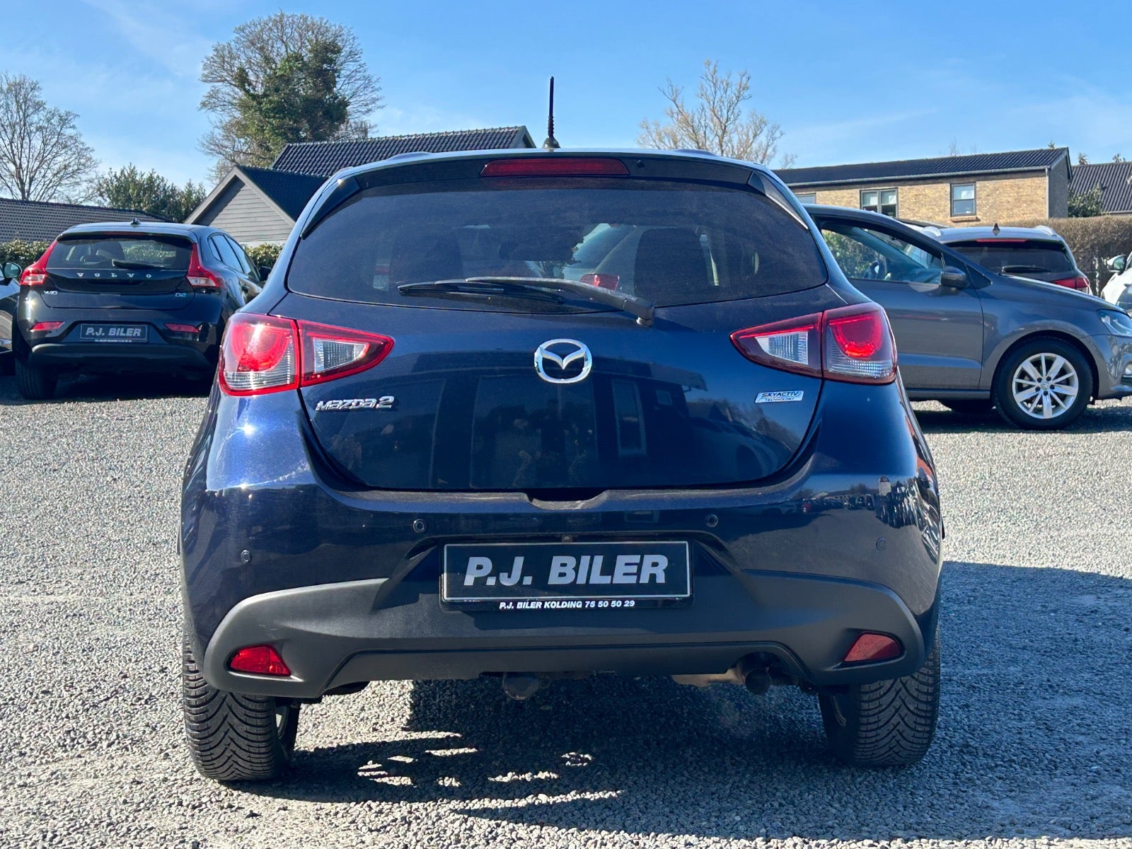 Mazda 2
