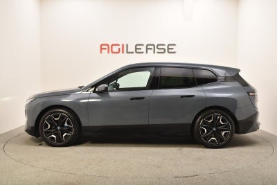BMW iX xDrive40 Fully Charged