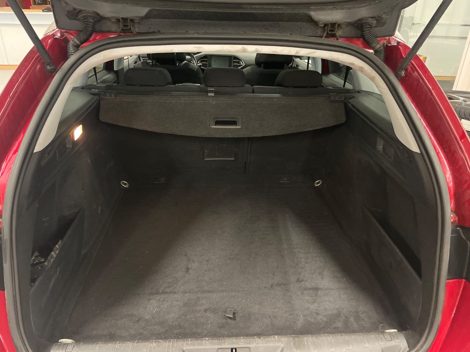 Peugeot 308 BlueHDi 120 Style Sky SW
