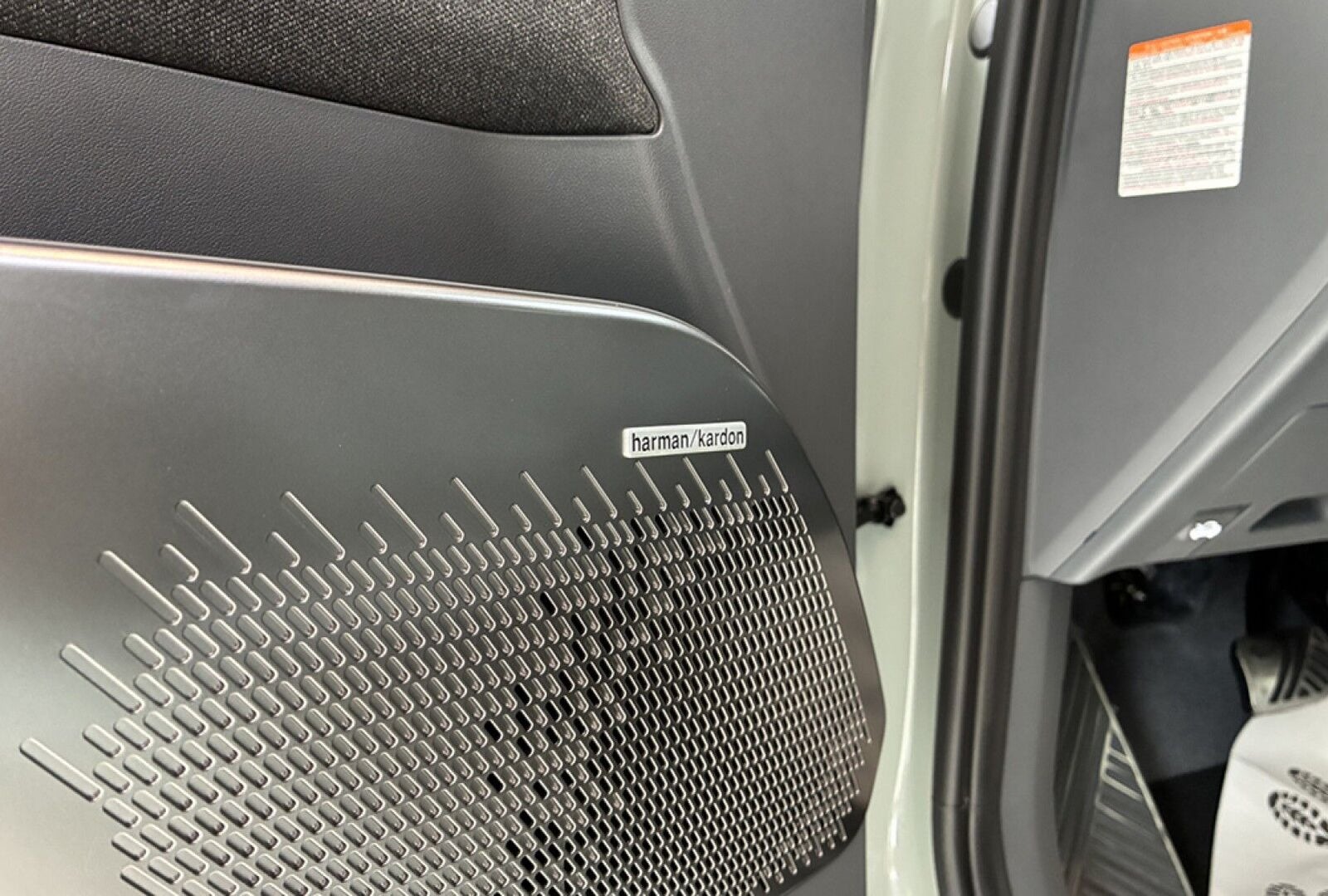 Kia EV2 Long Range Black-Line