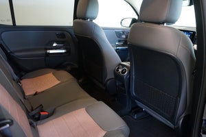 Mercedes EQB250+