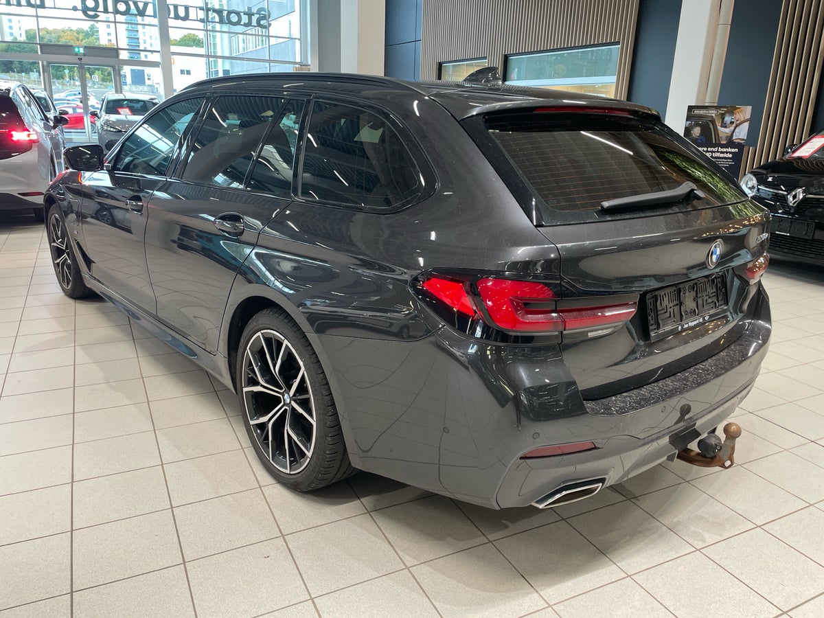 BMW 530e Touring M-Sport aut. billede 2