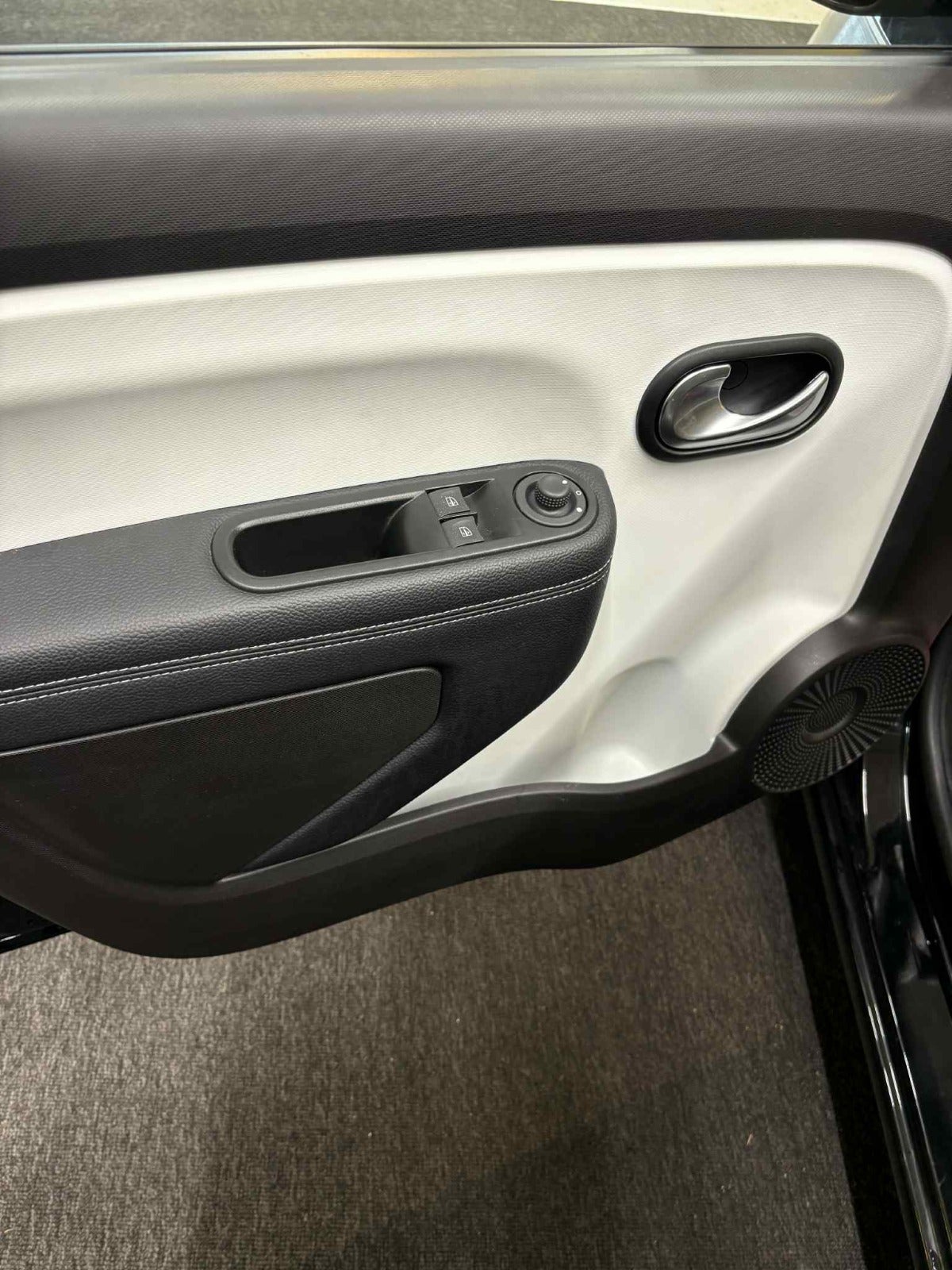 Billede af Renault Twingo Electric Urban Night