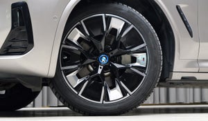 BMW iX3 Charged M-Sport