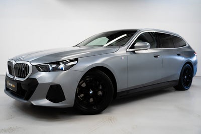 BMW i5 eDrive40 Touring Fully Charged M-Sport