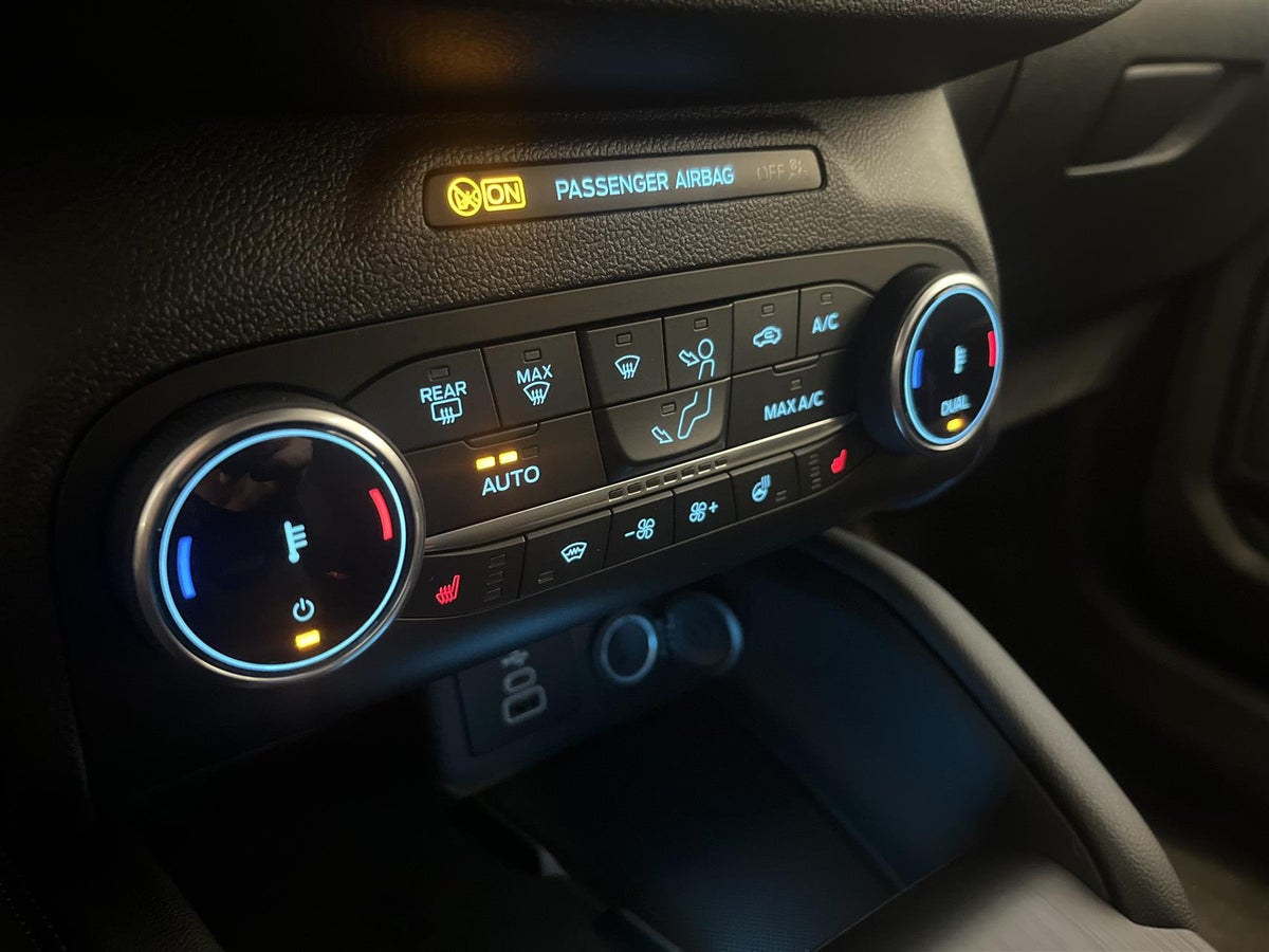 Ford Kuga PHEV ST-Line X CVT billede 18