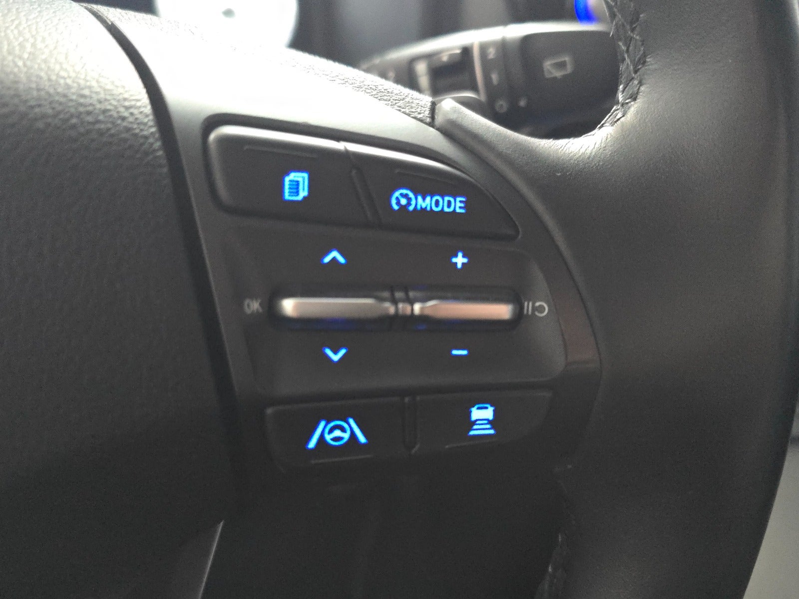 Hyundai Kona EV Trend