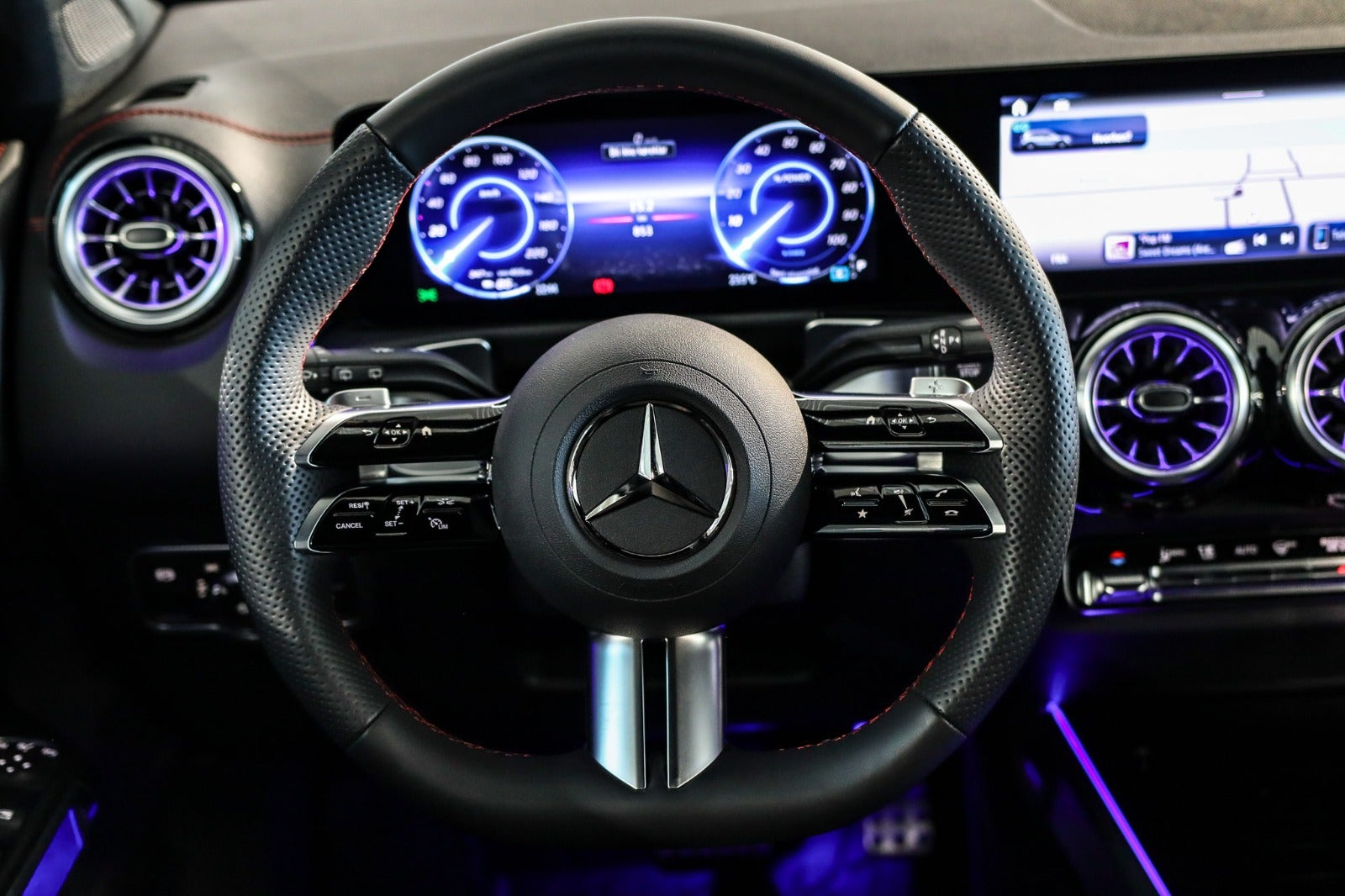 Billede af Mercedes EQB250+  AMG Advance
