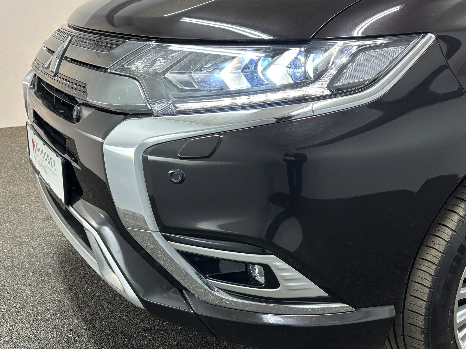 Billede af Mitsubishi Outlander 2,4 PHEV Intense CVT 4WD