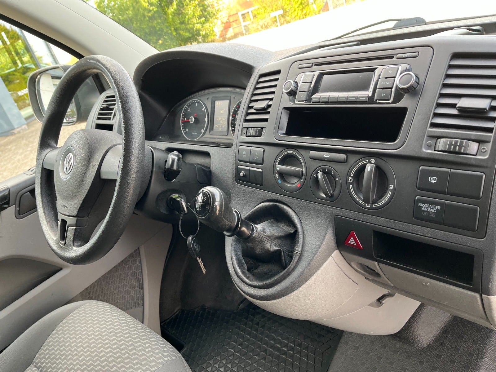 Billede af VW Transporter 2,0 TDi 84 Kassevogn kort