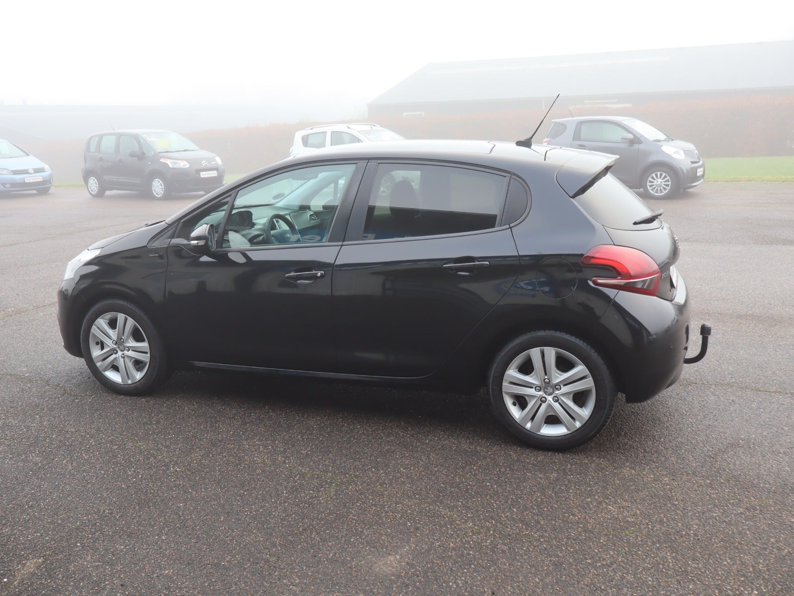 Billede af Peugeot 208 1,5 BlueHDi 100 Allure Sky