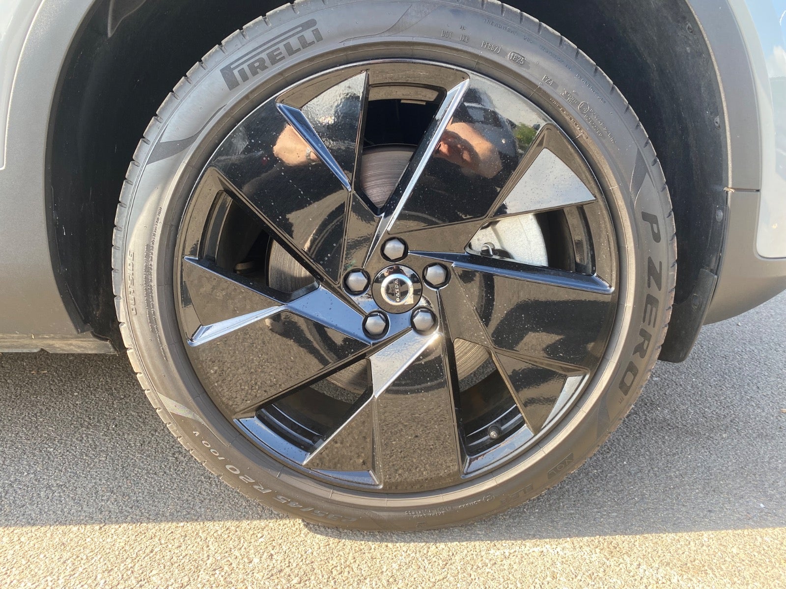 Billede af Volvo EC40  Extended Range Black Edition