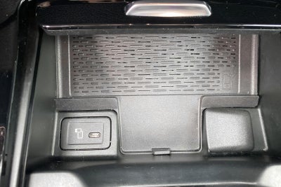 Mercedes EQA250