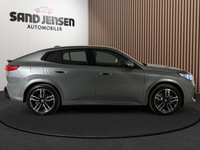 BMW iX2 xDrive30 M-Sport Premium