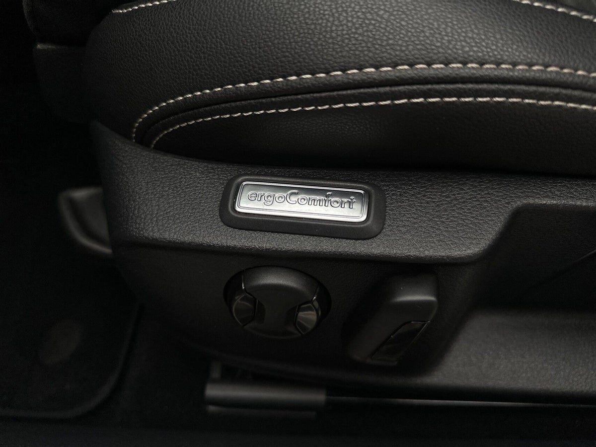 VW Passat GTE Variant DSG billede 17