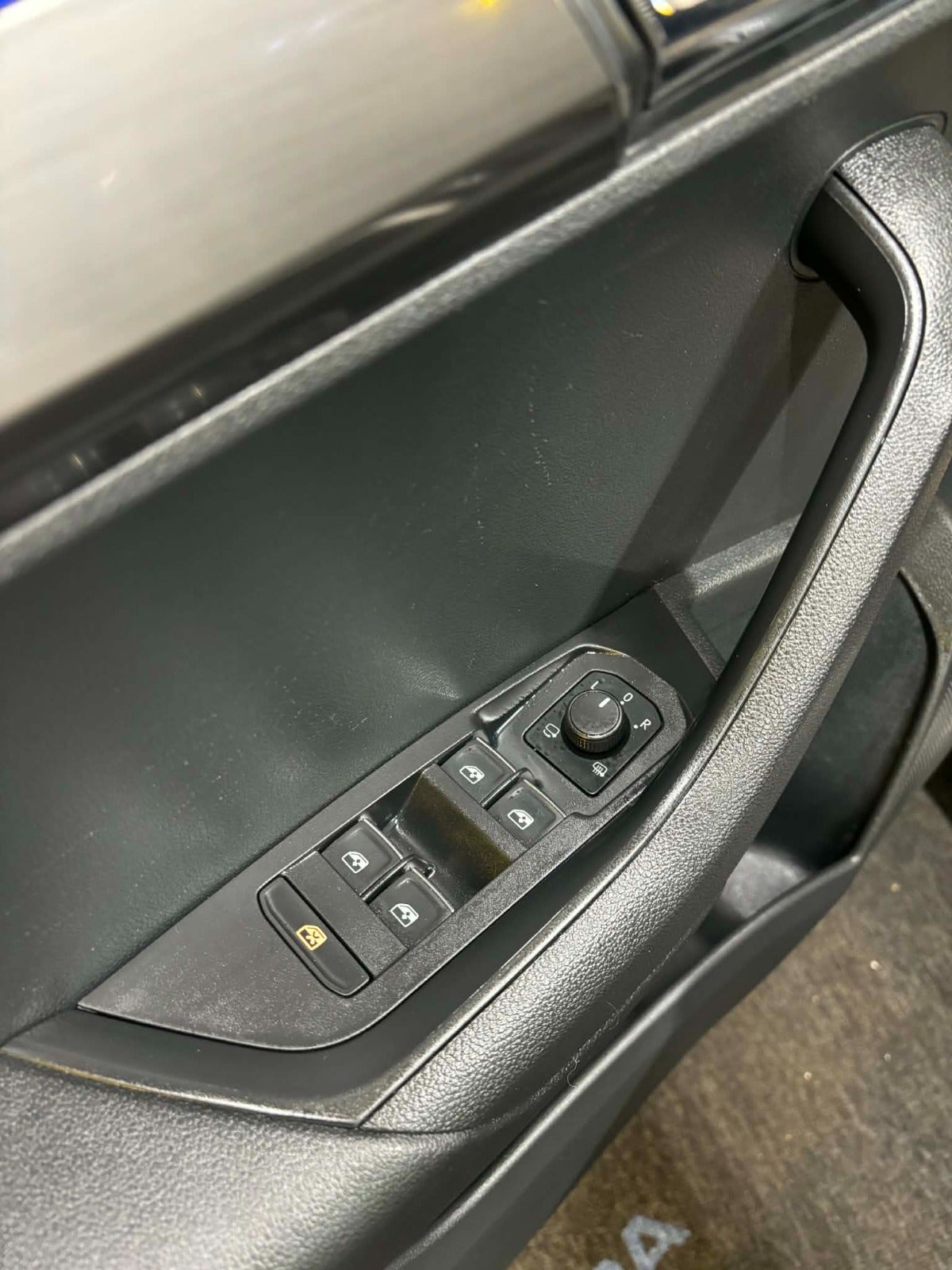 Billede af Skoda Karoq 1,0 TSi 115 Ambition DSG