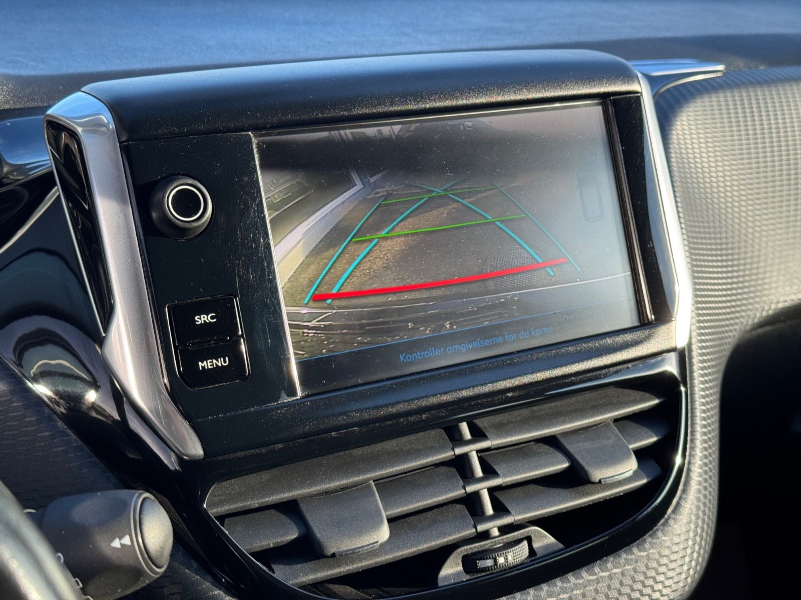 Billede af Peugeot 208 1,6 BlueHDi 100 Allure Sky