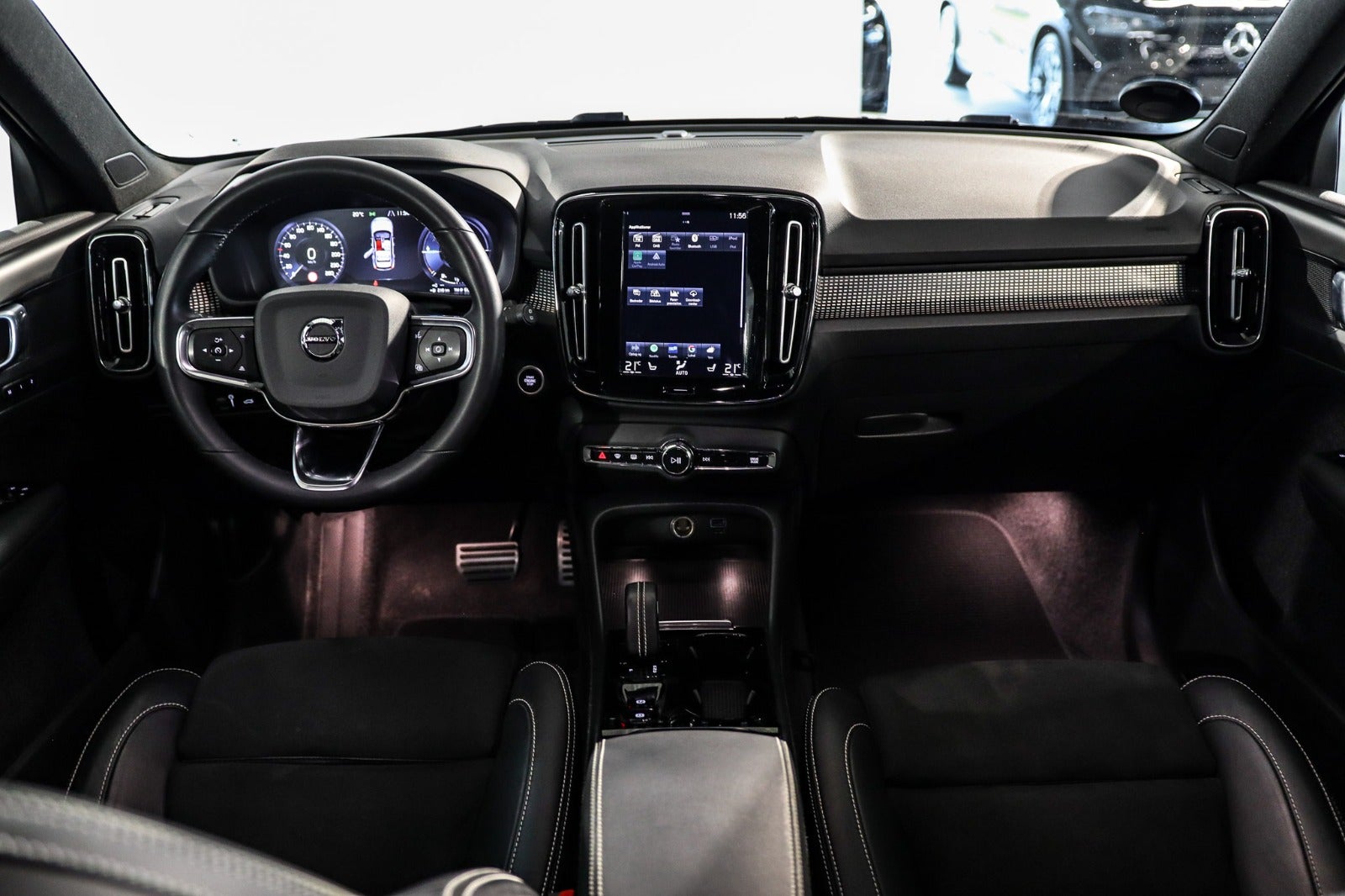 Billede af Volvo XC40 1,5 T5 ReCharge R-Design aut. Van