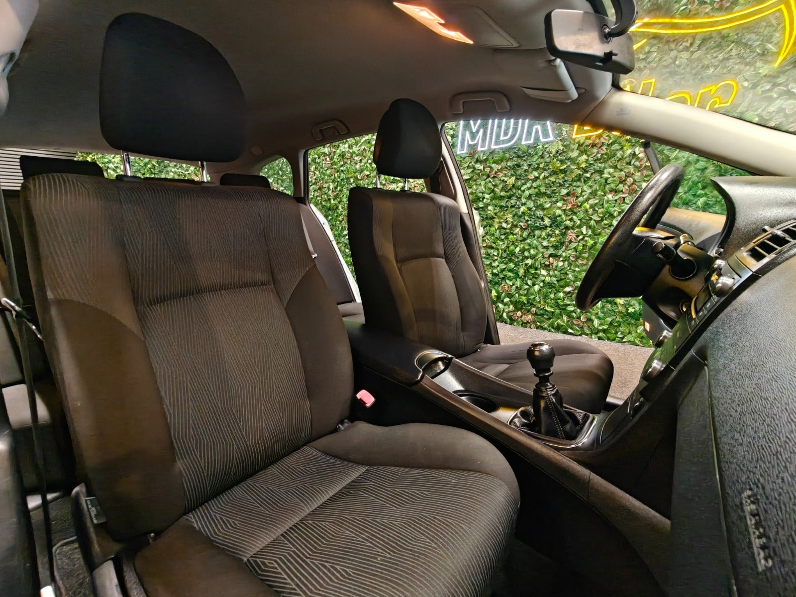 Billede af Toyota Avensis 1,6 VVT-i T1 stc.