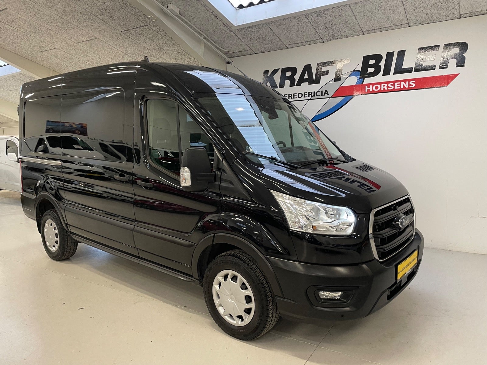Billede af Ford Transit 350 L2 Van 2,0 EcoBlue Trend aut. H2 FWD