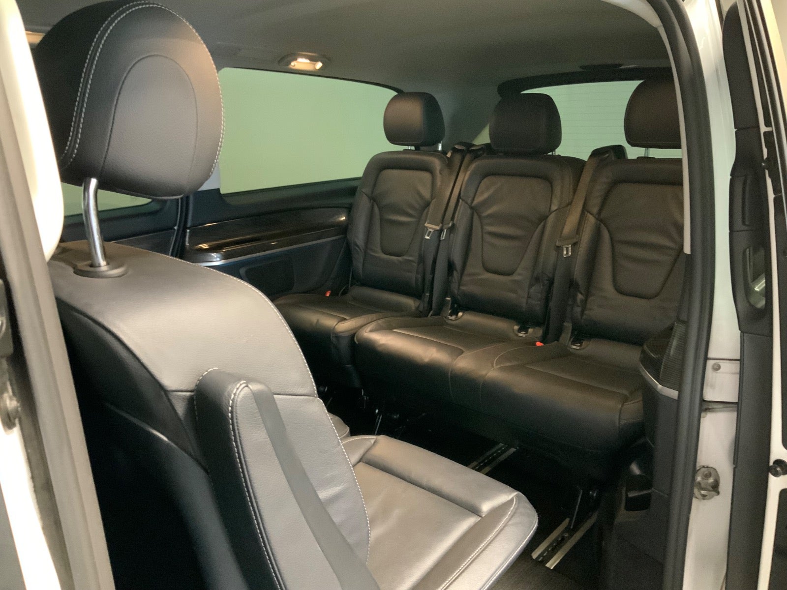 Mercedes-Benz EQV 300 (8/8)