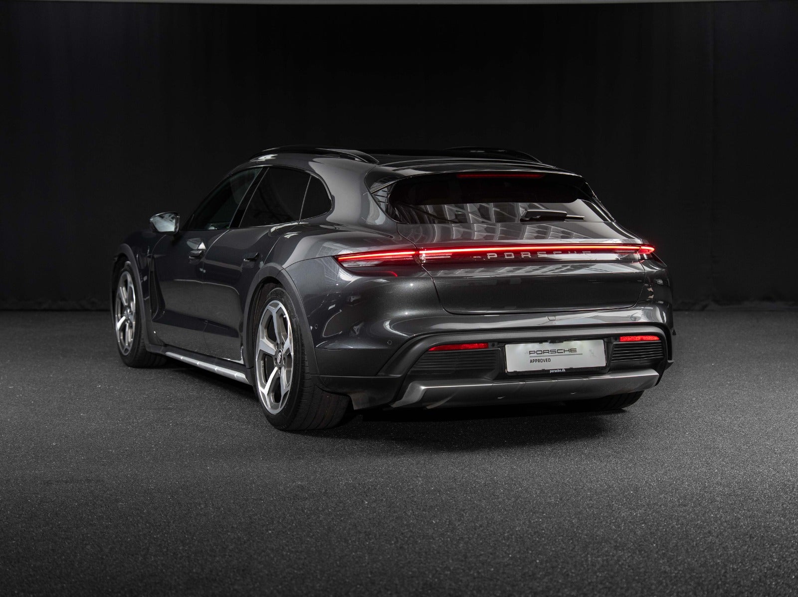 Gallery image 2 of 17