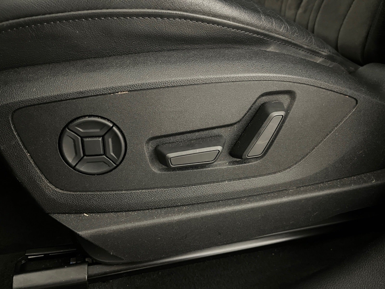 Audi e-tron Advanced quattro