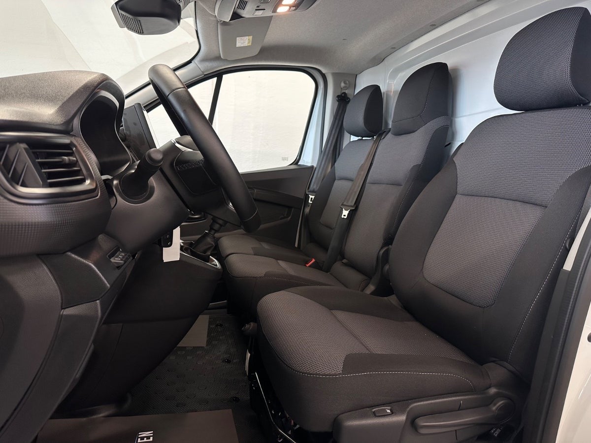 Billede af Renault Trafic 2,0 dCi 130 L2H1 Tekno