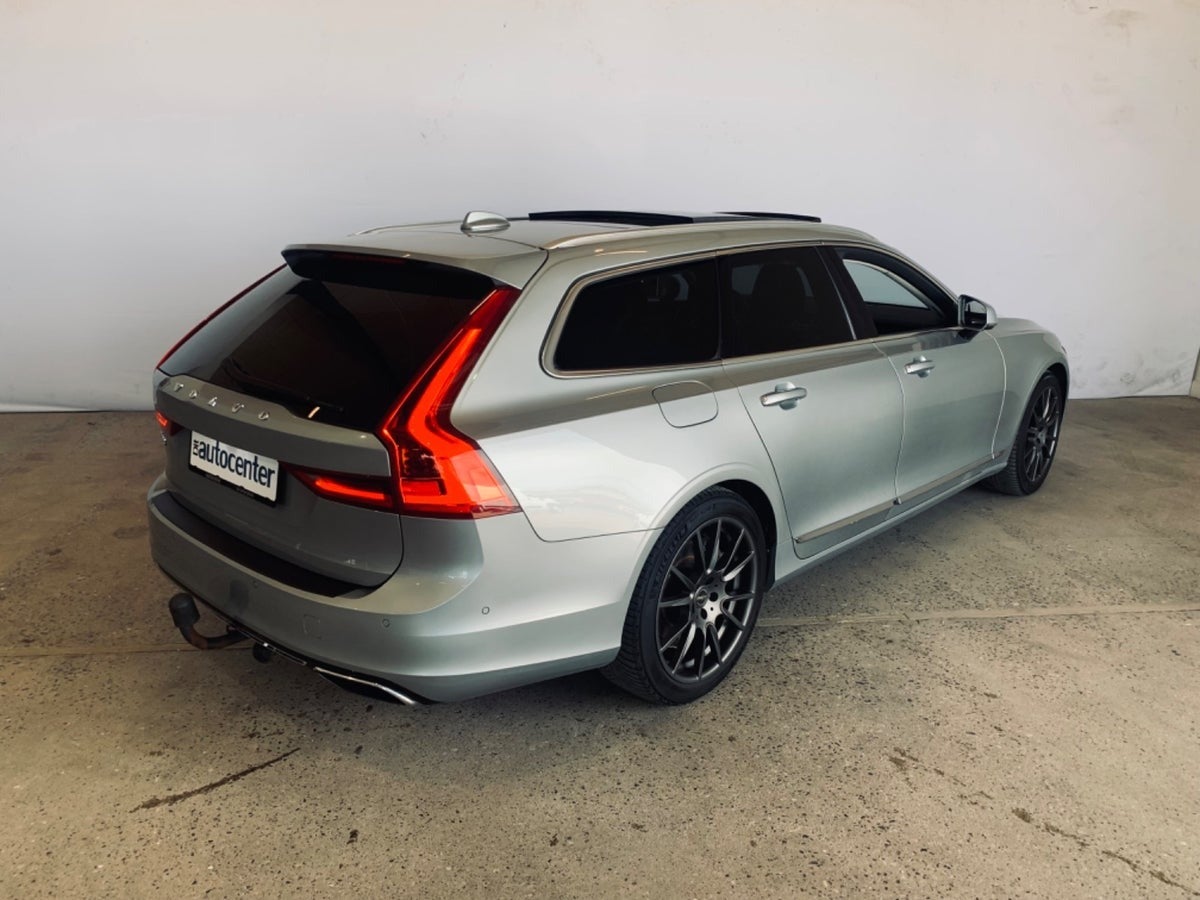 Volvo V90 D5 235 Inscription aut. AWD Van