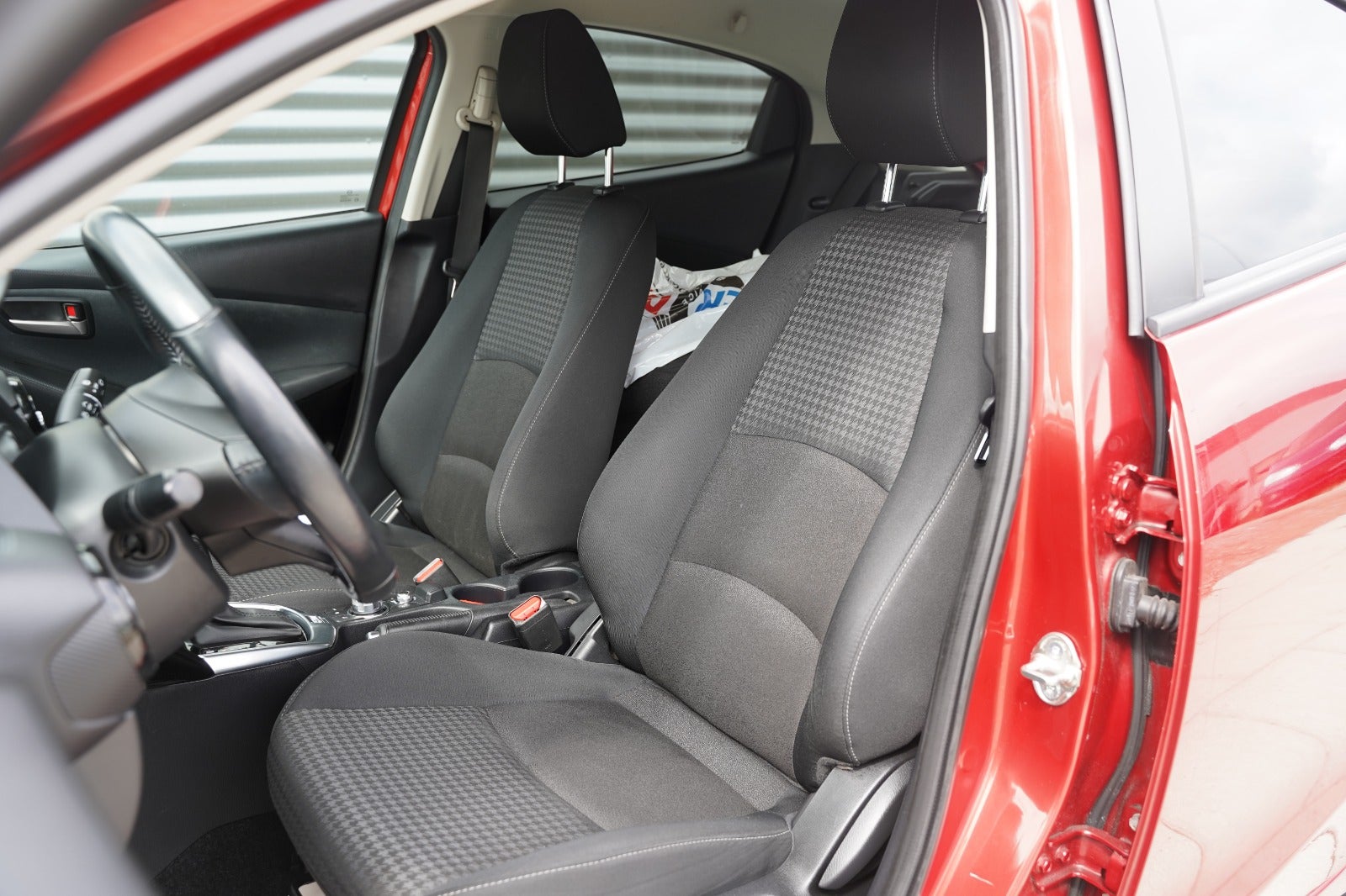 Billede af Mazda 2 1,5 SkyActiv-G 90 Niseko aut.