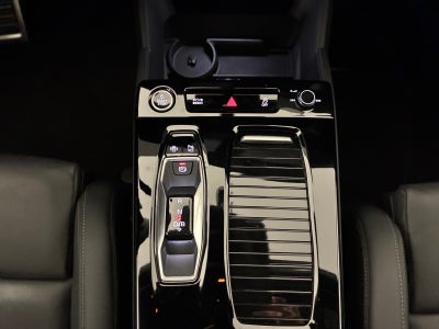 Audi Q6 e-tron S-line quattro